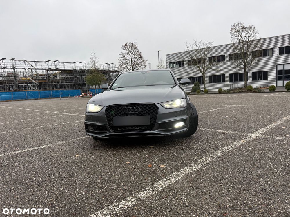 Audi A4 Avant 3.0 TDI DPF clean diesel quattro S tronic S line Sportpaket - 1