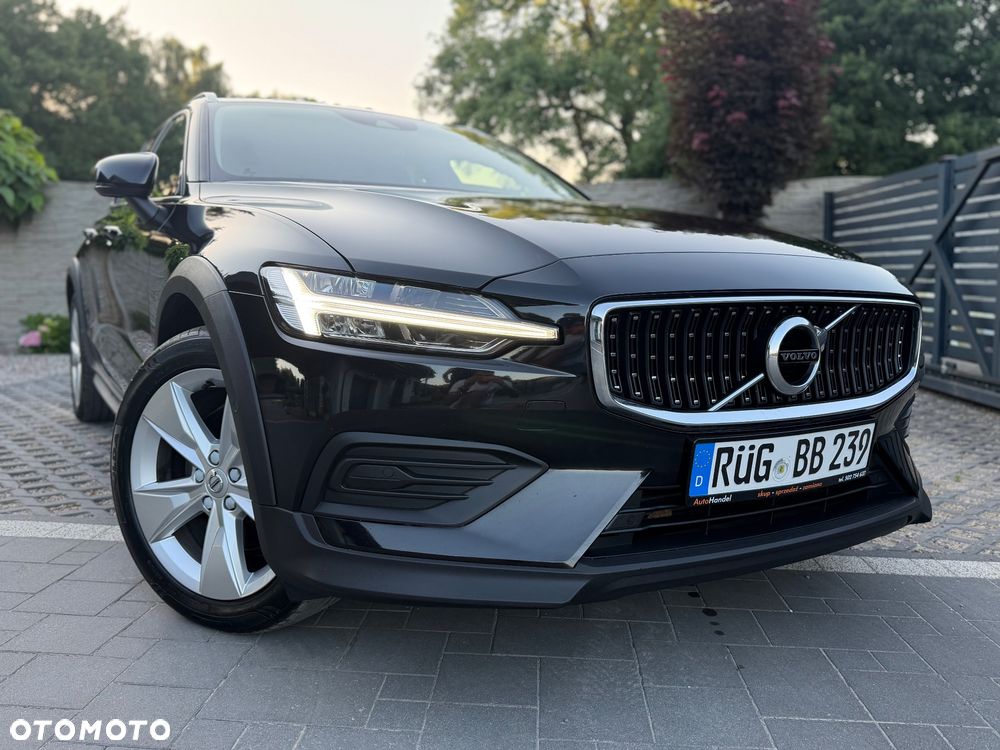 Volvo V60 Cross Country D3 Geartronic Momentum - 18