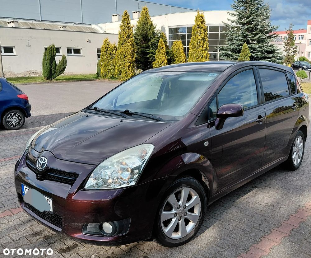 Toyota Corolla Verso 1.8 Luna - 1