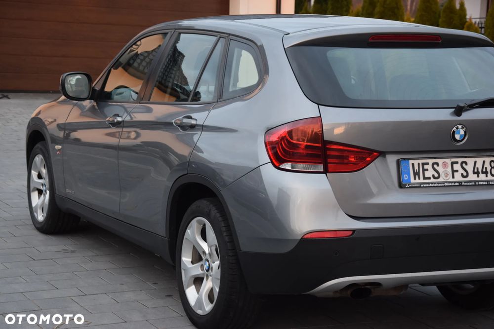 BMW X1 sDrive18i - 16