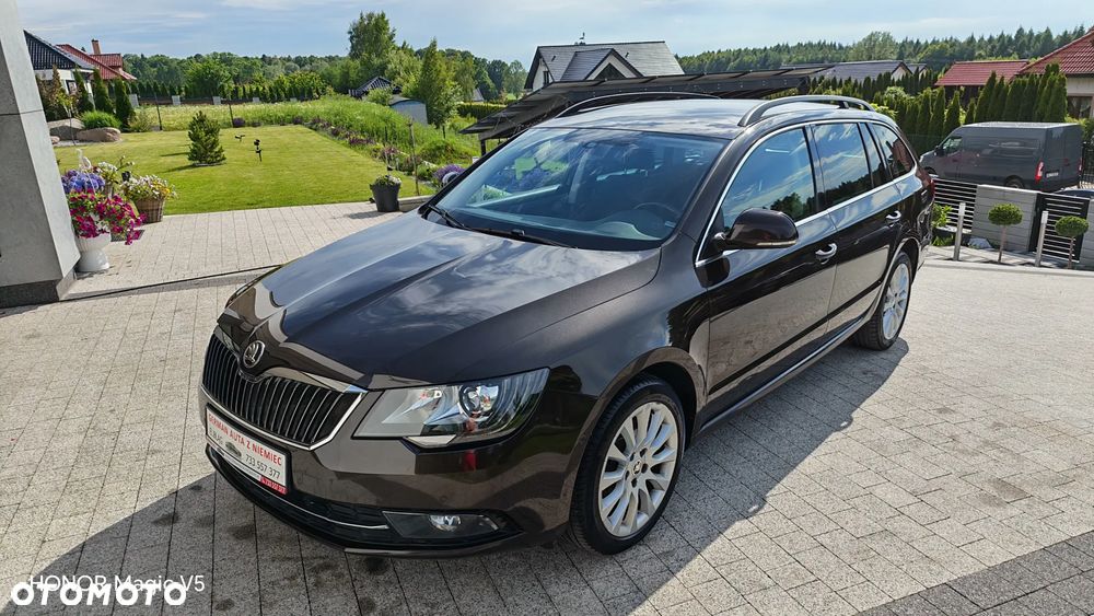 Skoda Superb 2.0 TDI Elegance DSG - 13
