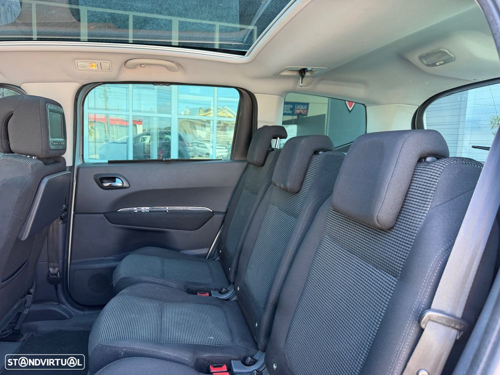 Peugeot 5008 HDI 150 Allure - 14