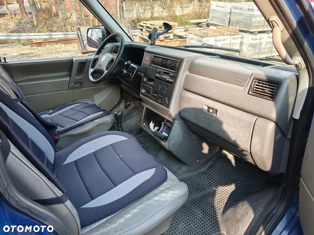 Volkswagen T4 bus - 8