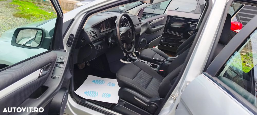 Mercedes-Benz B - 31