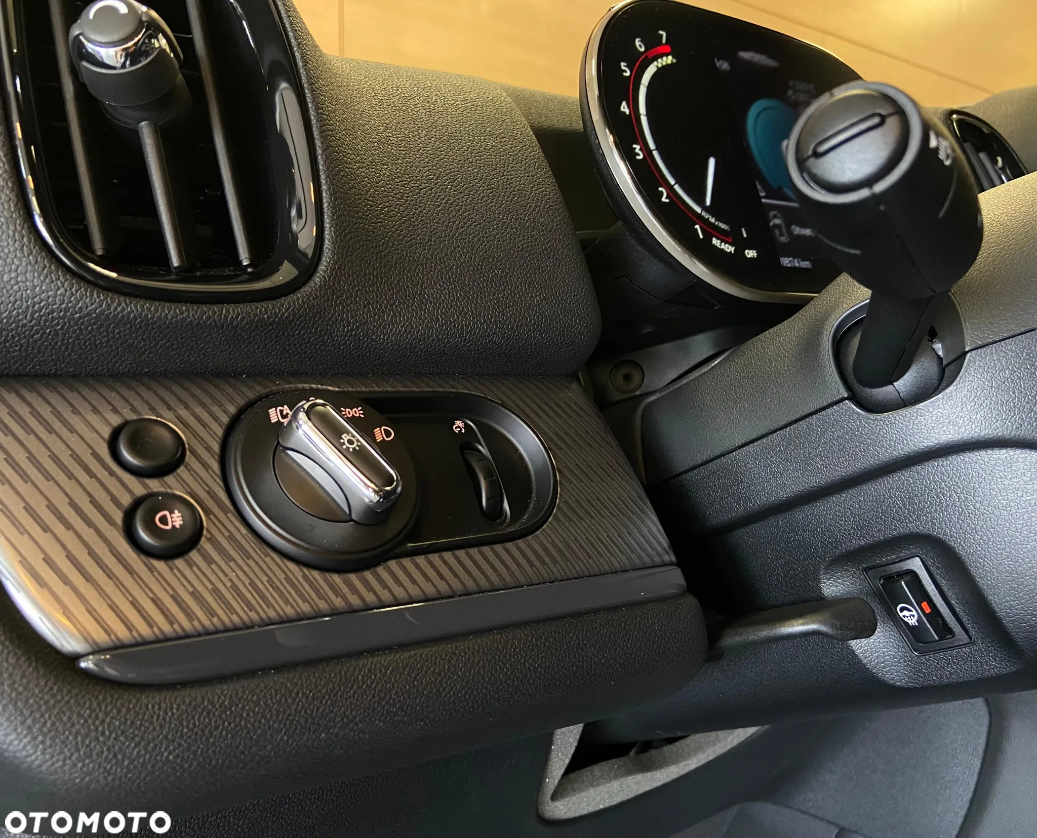 MINI John Cooper Works ALL4 sport - 15