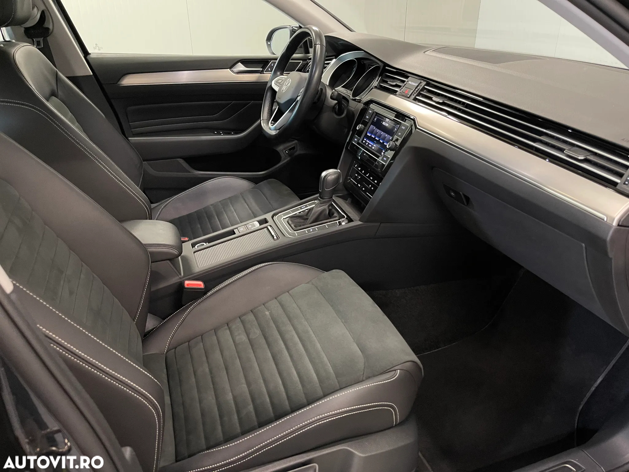 Volkswagen Passat 2.0 TDI DSG Highline - 10