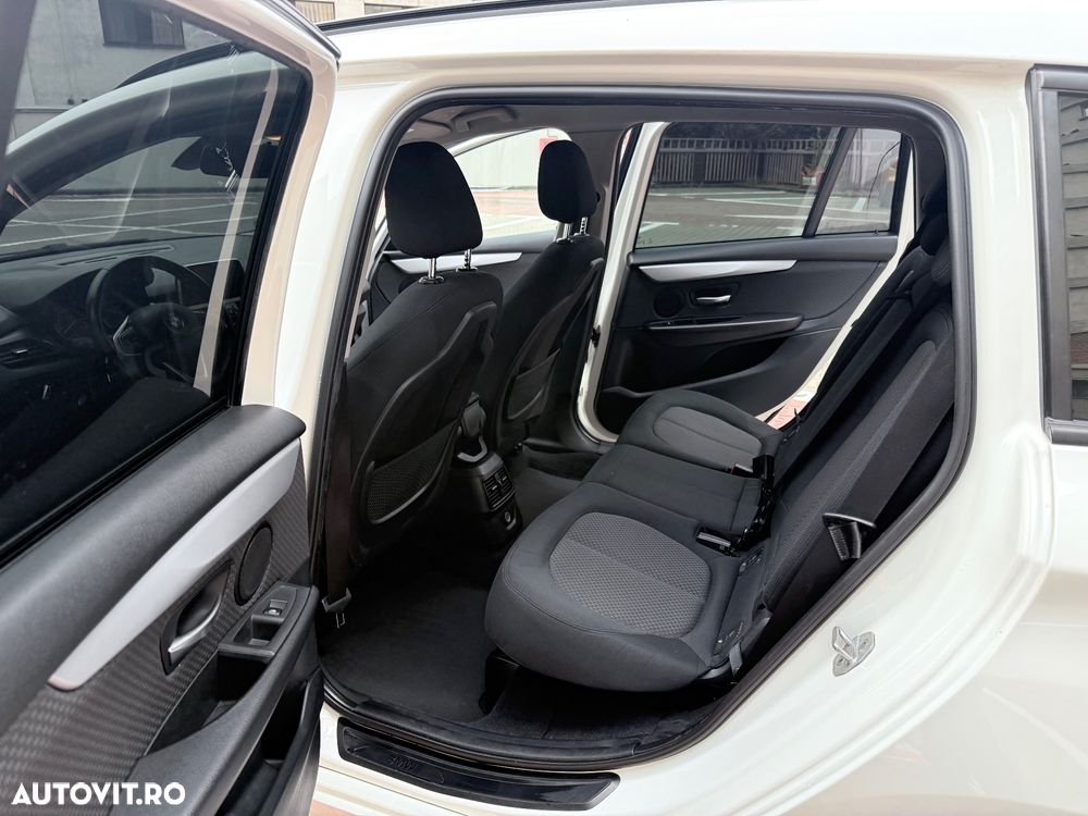 BMW Seria 2 - 12
