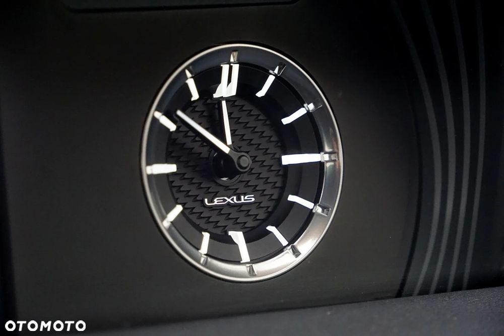 Lexus LC 500h Superturismo - 36