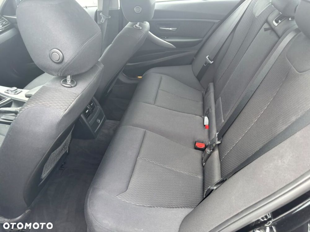 BMW Seria 3 316d Advantage - 12