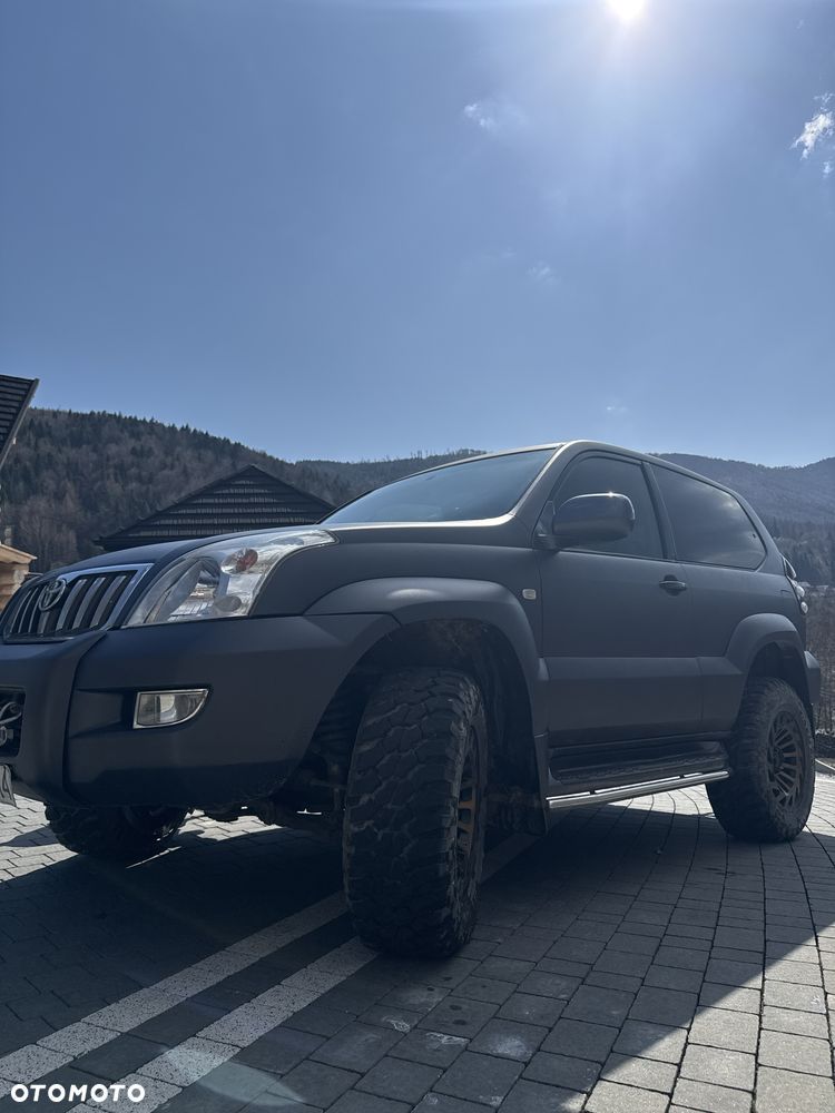 Toyota Land Cruiser - 3
