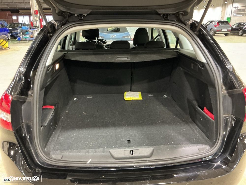 Peugeot 308 SW BlueHDi 130 EAT8 Style - 5