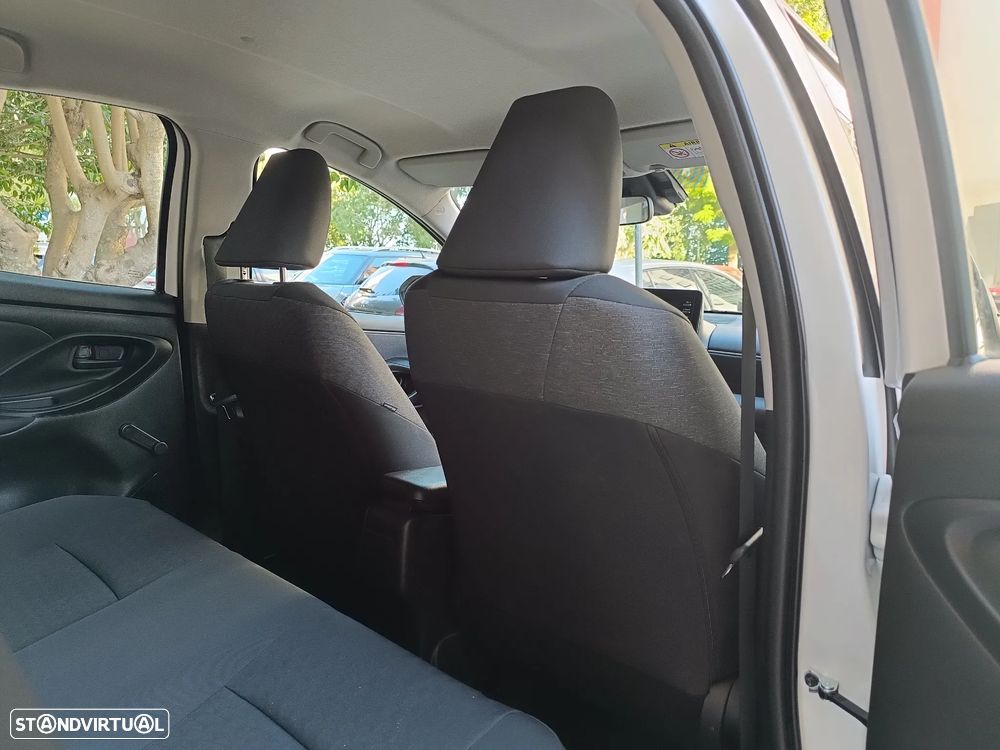 Toyota Yaris 1.5 HDF Comfort - 33