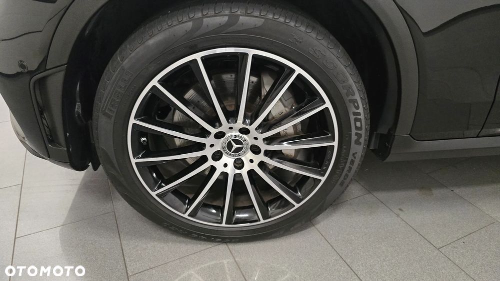 Mercedes-Benz GLC 300 de 4Matic 9G-TRONIC AMG Line Plus - 13