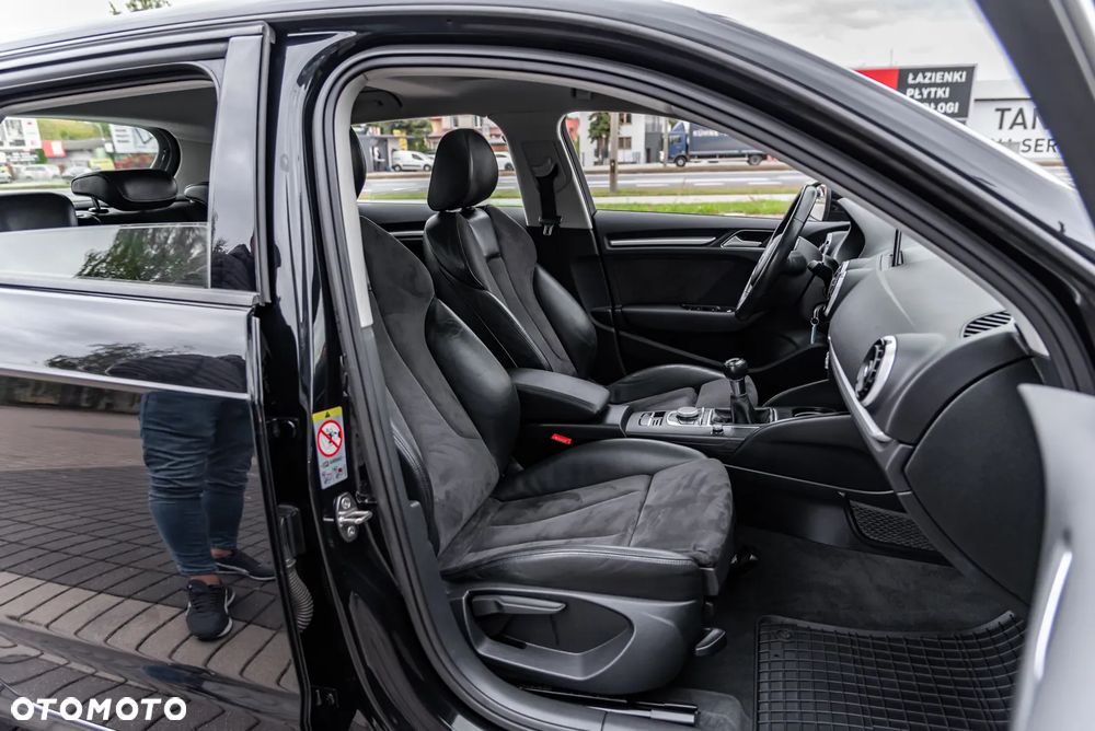 Audi A3 Sportback 1.8 TFSI Ambition - 23