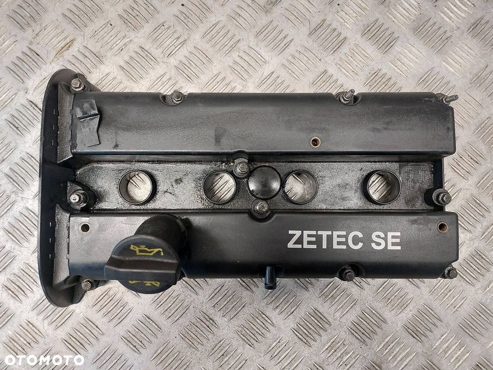 POKRYWA ZAWORÓW FORD FIESTA MK5 1.4 16V - 1