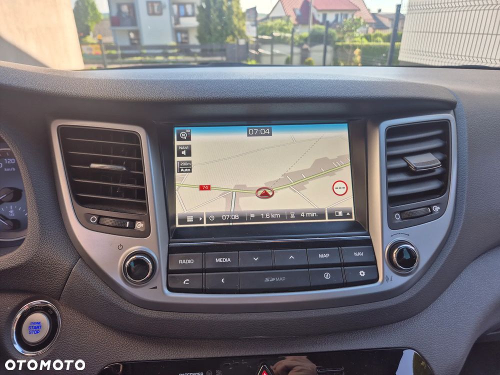 Hyundai Tucson blue 1.7 CRDi 2WD DCT Premium - 23