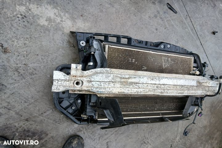 Trager / Calandru 4F0121251R 4F0805499B 4B0010157D 4F0121251R 4F08054 - 3