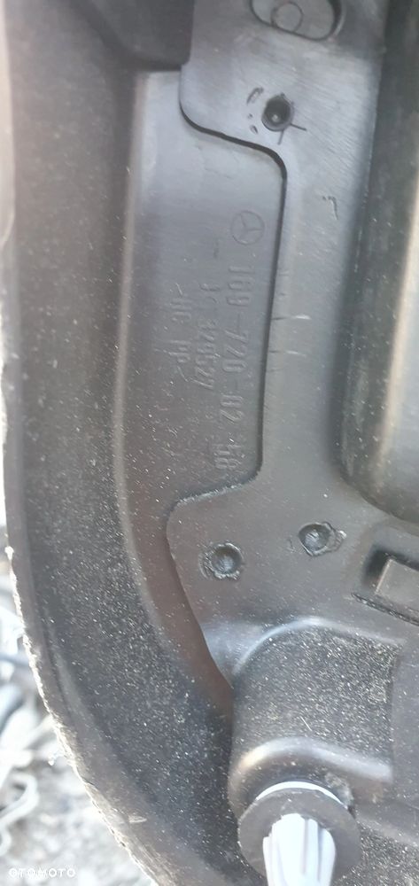 Boczek tapicerka drzwi prawy przód Mercedes A-Klasa W169 - 6