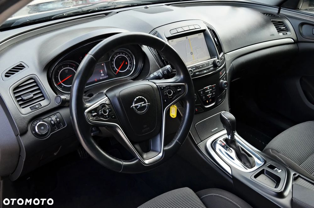 Opel Insignia - 29