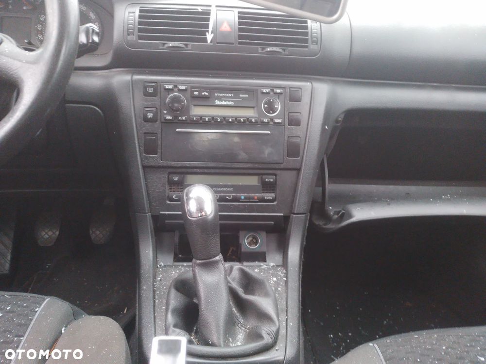 SKODA SUPERB  01-06 1.9 TDI AWX   ZDERZAK PRZÓD PRZEDNI  9102 - 23