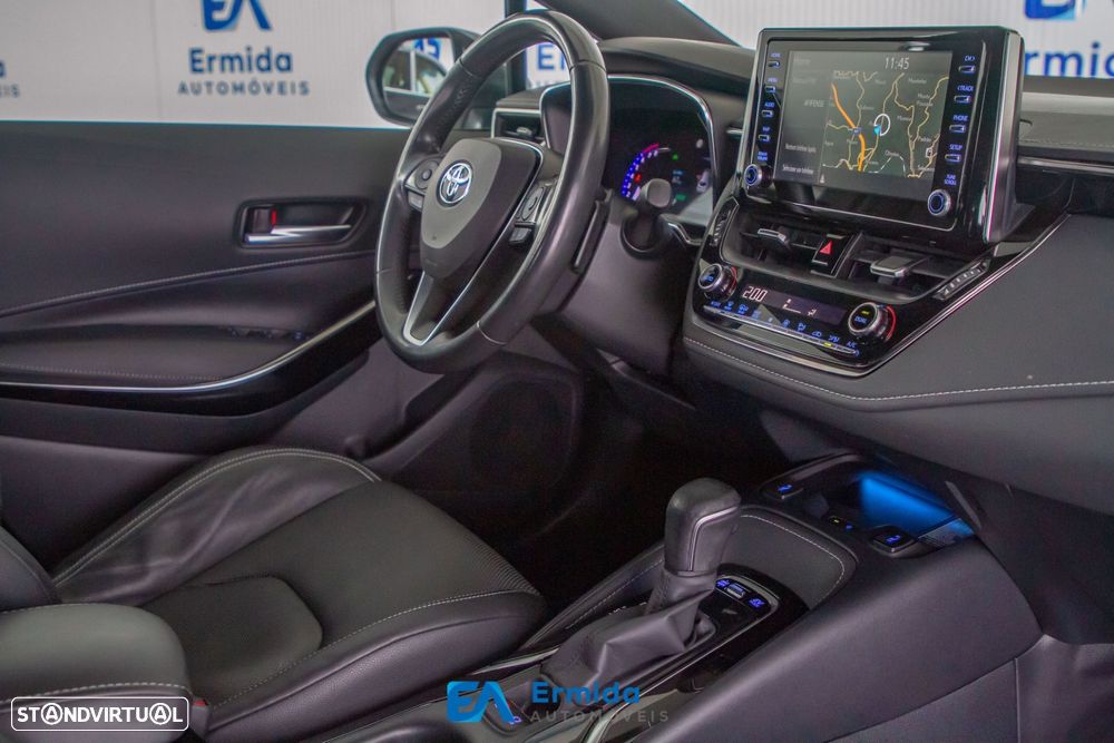 Toyota Corolla Touring Sports - 22