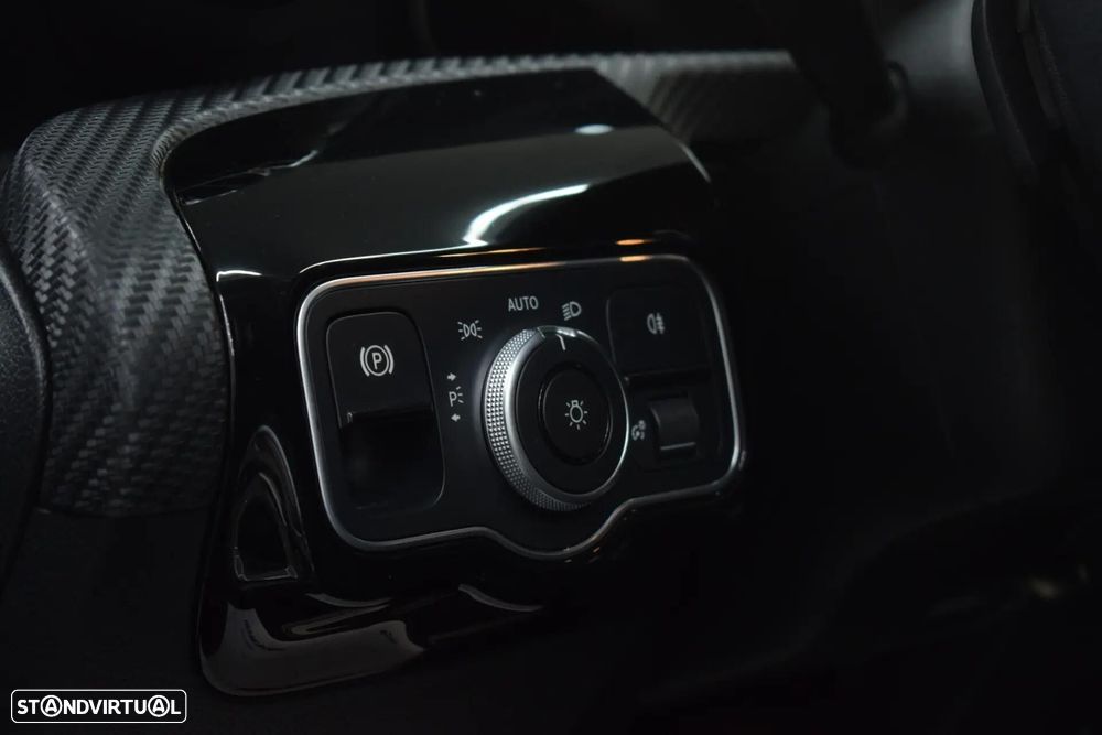 Mercedes-Benz A 200 Standard - 11