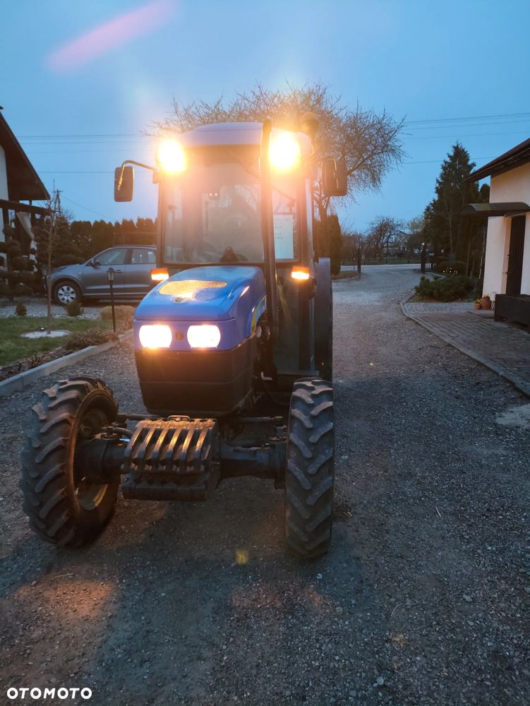 New Holland TN85FA - 6