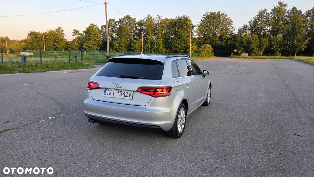 Audi A3 Sportback 2.0 TDI S line Sportpaket - 21