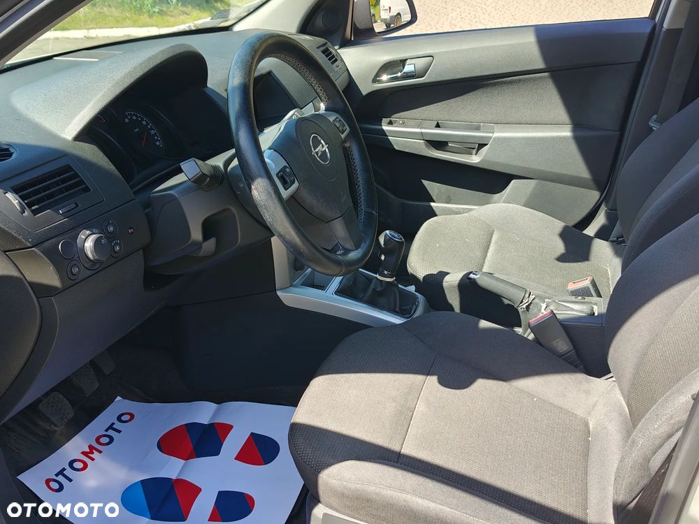 Opel Astra 1.4 Sport - 7