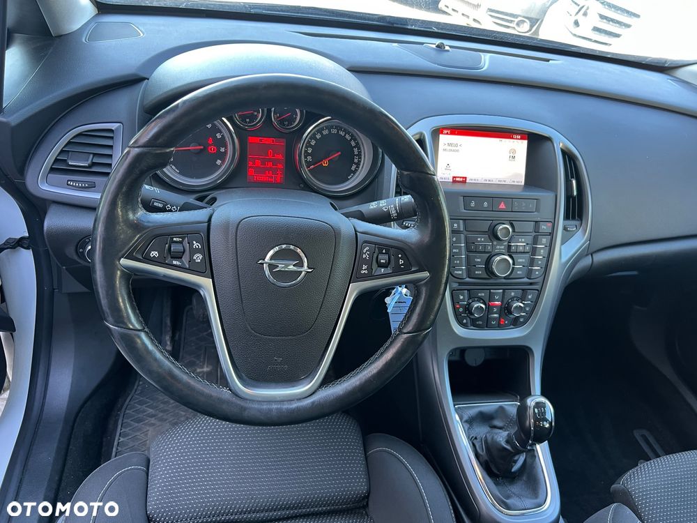 Opel Astra 1.4 Turbo Edition - 9