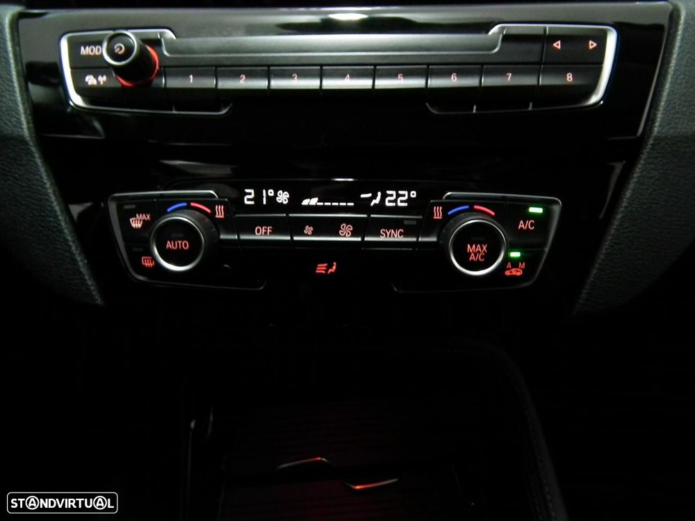 BMW X1 16 d sDrive xLine - 22