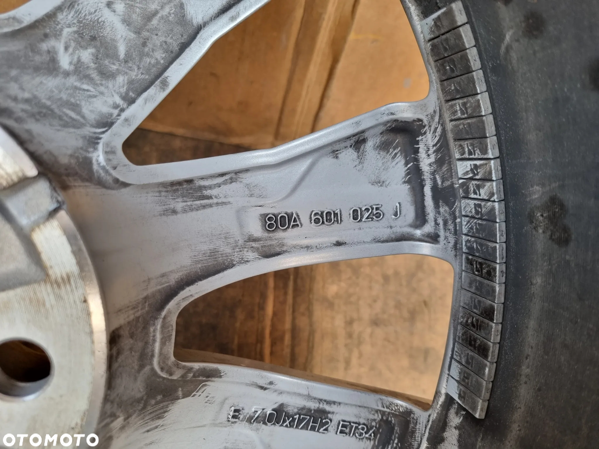 AUDI Q5 7x17" ET34 felga aluminiowa - 3