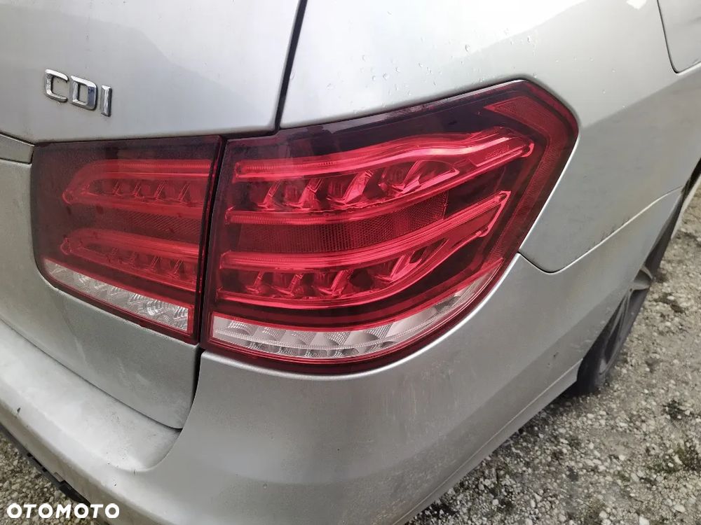 Lampa tylna prawa Mercedes w212 lift kombi LED