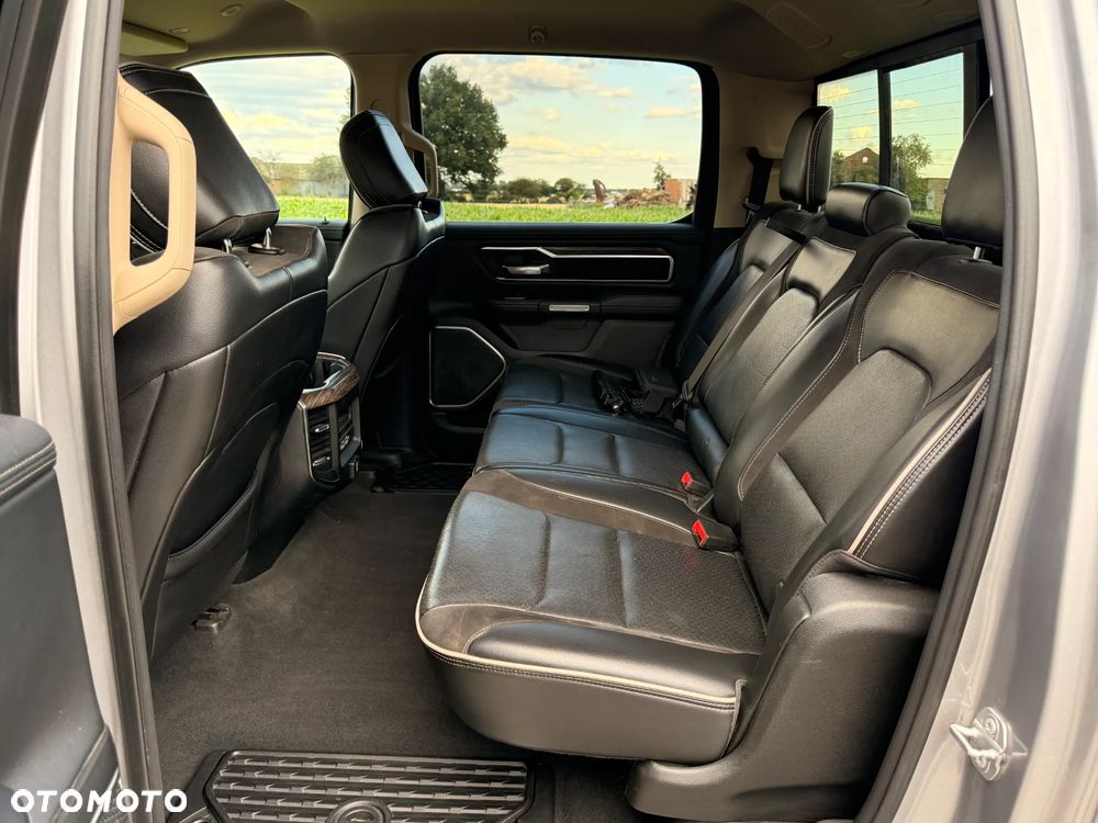 RAM 1500 5.7 Crew Cab Laramie - 29