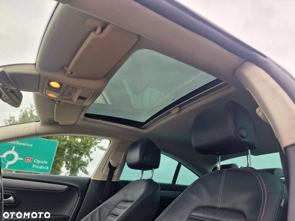 Volkswagen CC 2.0 TDI 4Motion BlueMotion Technology DSG - 24