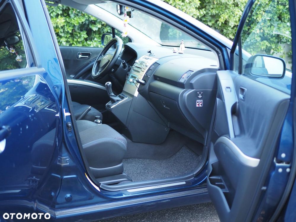 Toyota Verso - 7