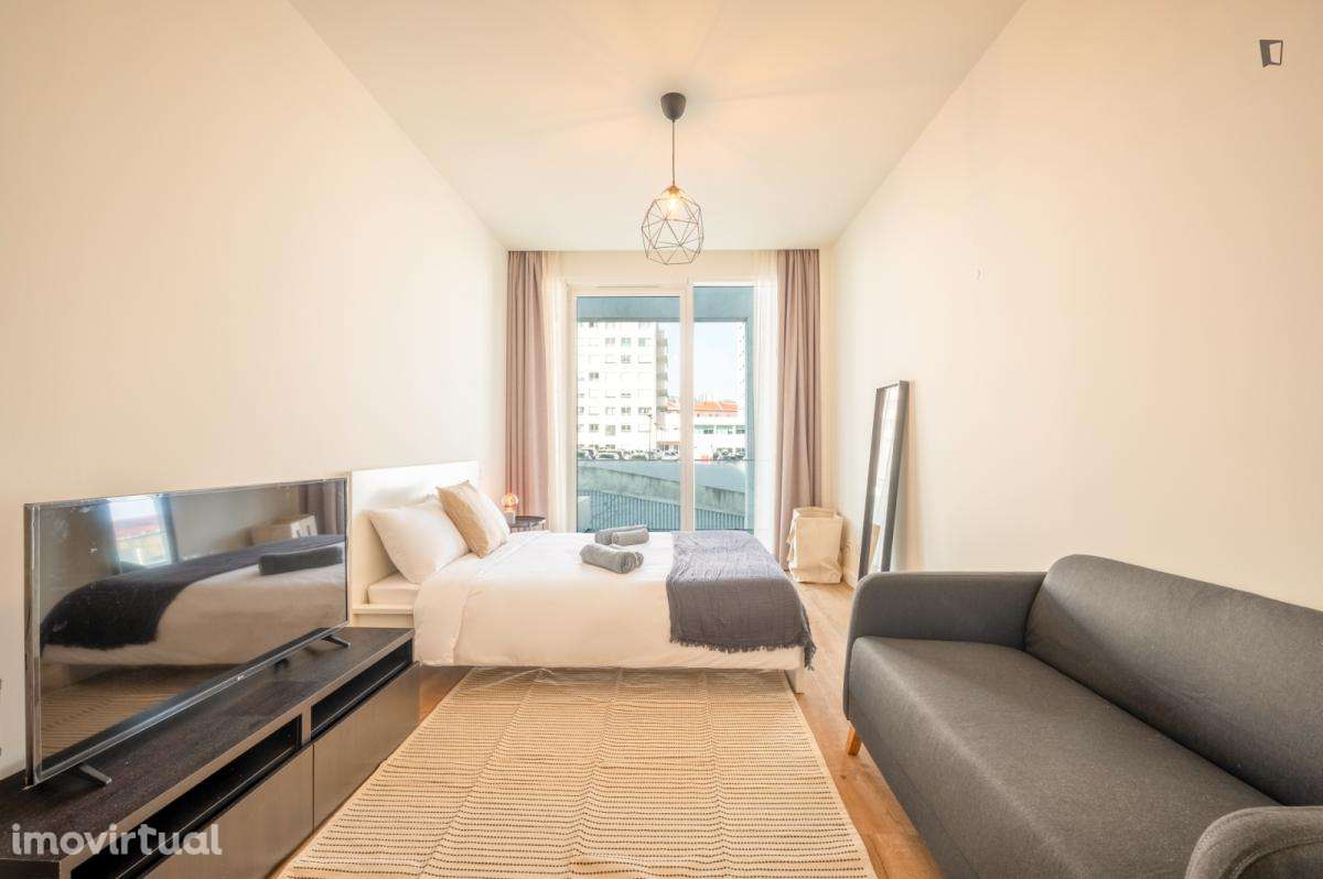 Estúdio - localizado em Olaias Lisbon - Grande imagem: 2/13