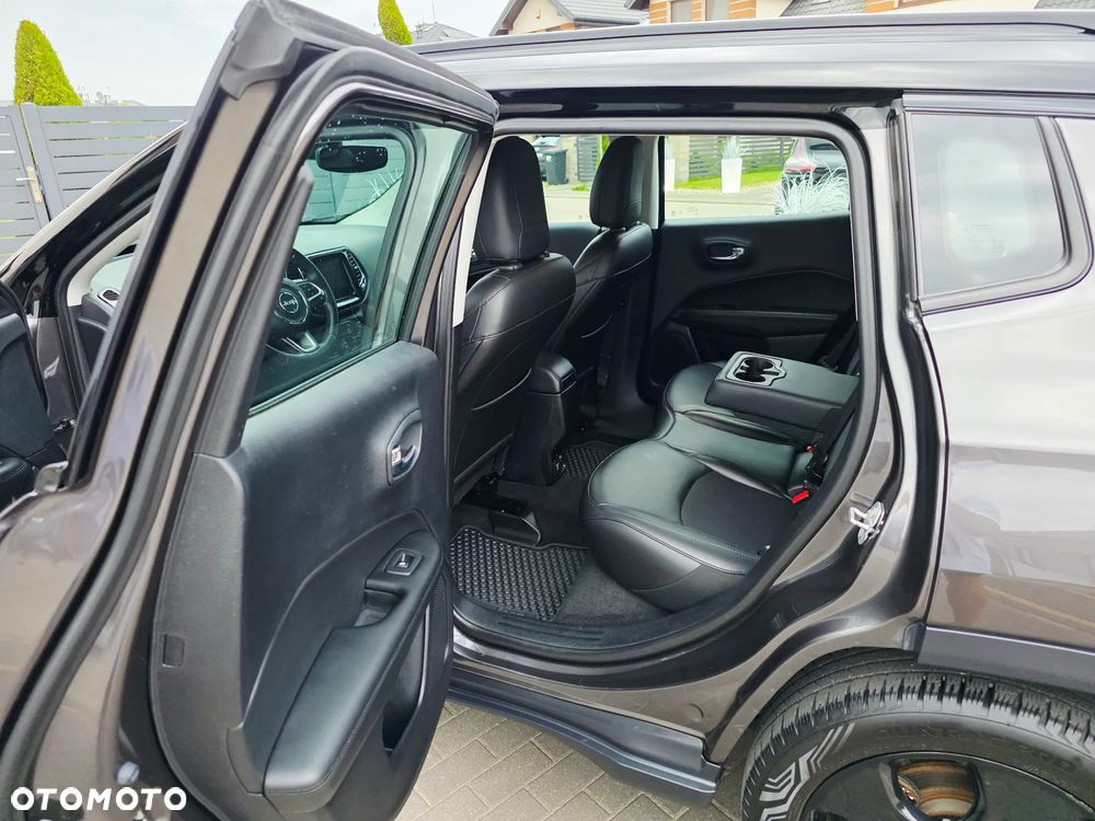Jeep Compass 1.4 TMair Night Eagle FWD S&S - 40