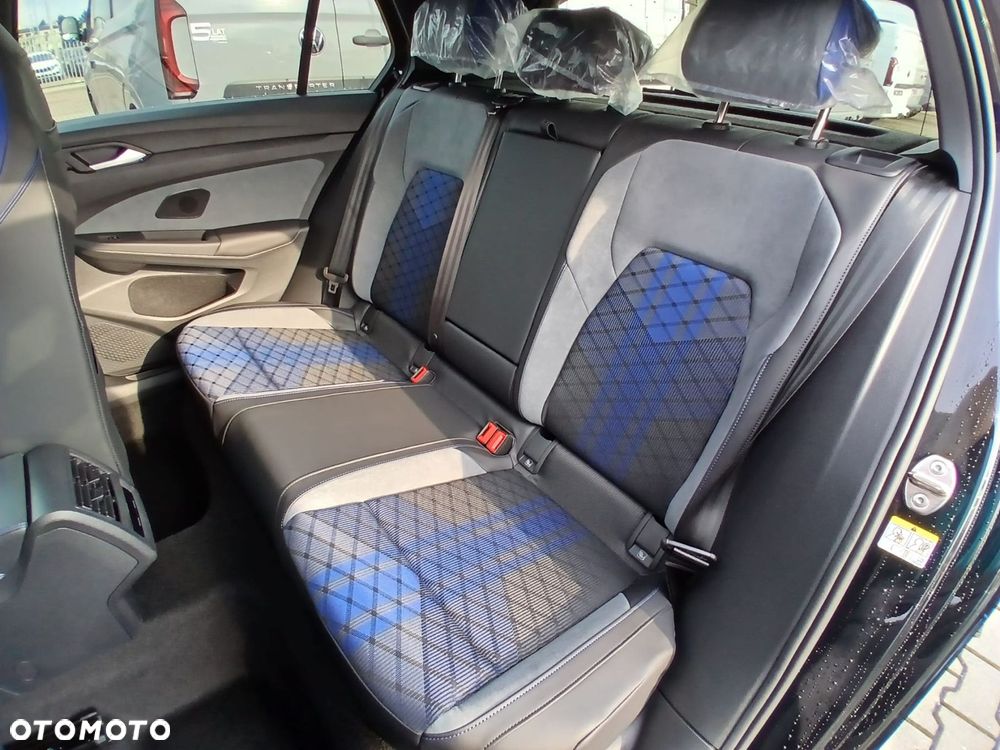 Volkswagen Golf 2.0 TSI 4Motion R DSG - 10