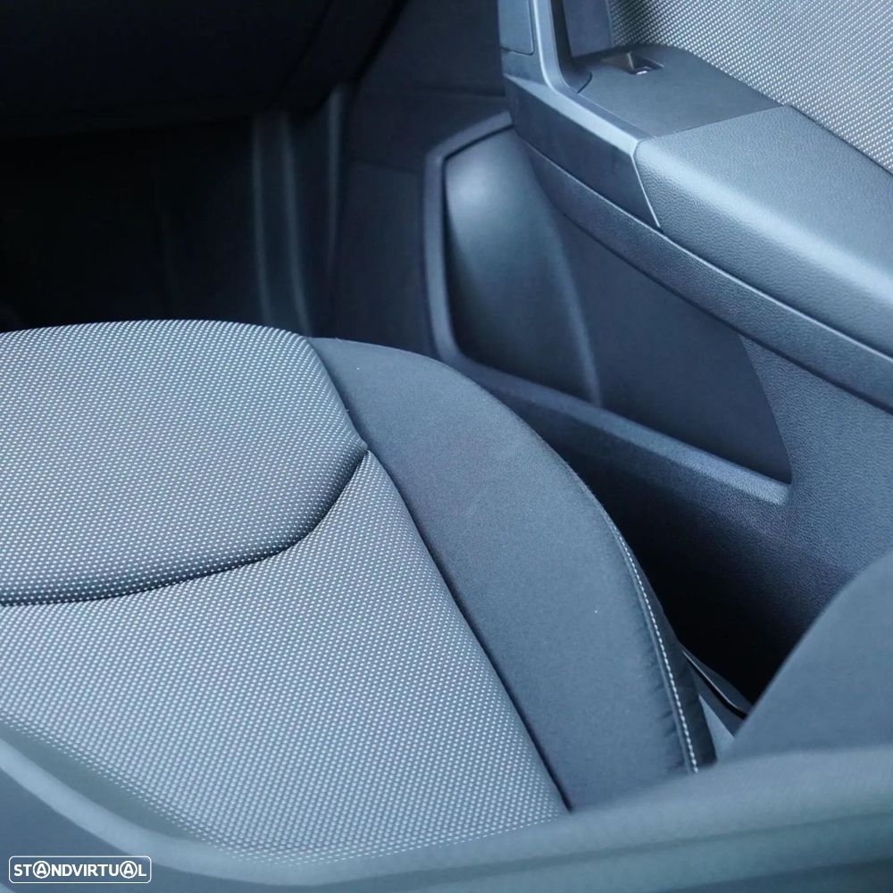SEAT Arona 1.0 TSI Xcellence DSG - 27