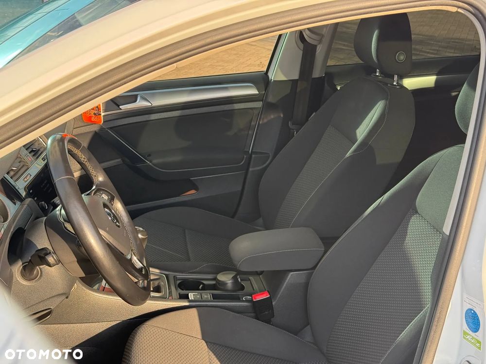 Volkswagen Golf 1.6 TDI (BlueMotion Technology) Comfortline - 16
