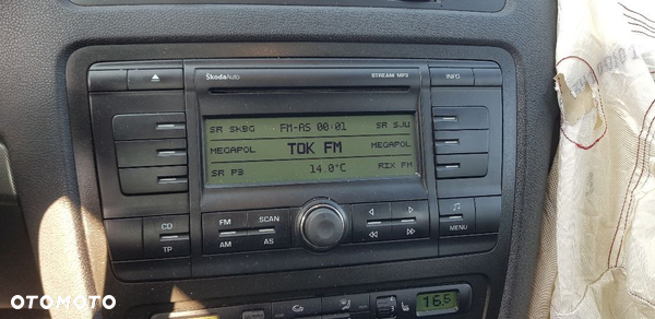 SKODA OCTAVIA II RADIO STREAM MP3