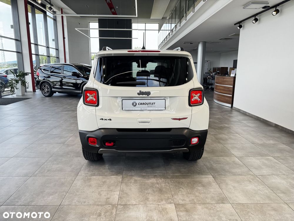 Jeep Renegade - 8