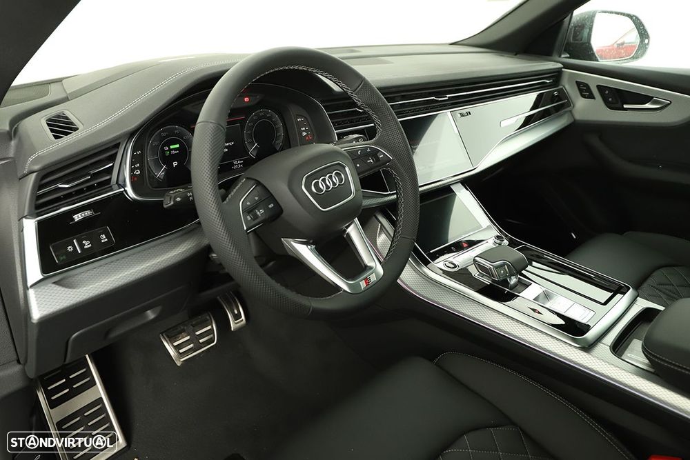 Audi Q8 55 TFSIe quattro Tiptronic - 7