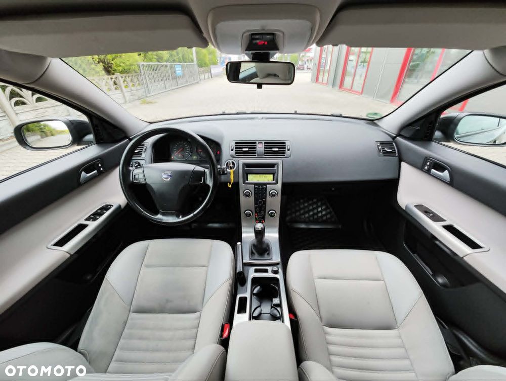 Volvo V50 2.0 Summum - 13