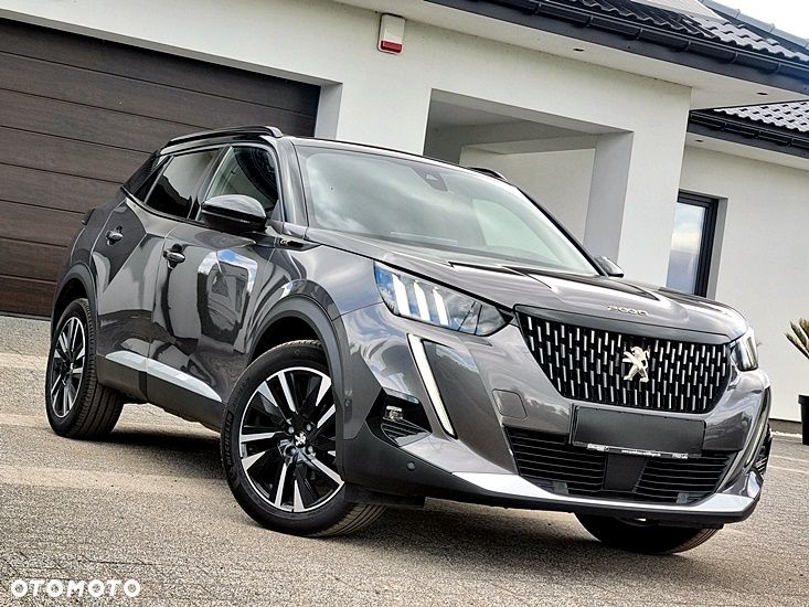 Peugeot 2008 PureTech 130 EAT8 GT - 4
