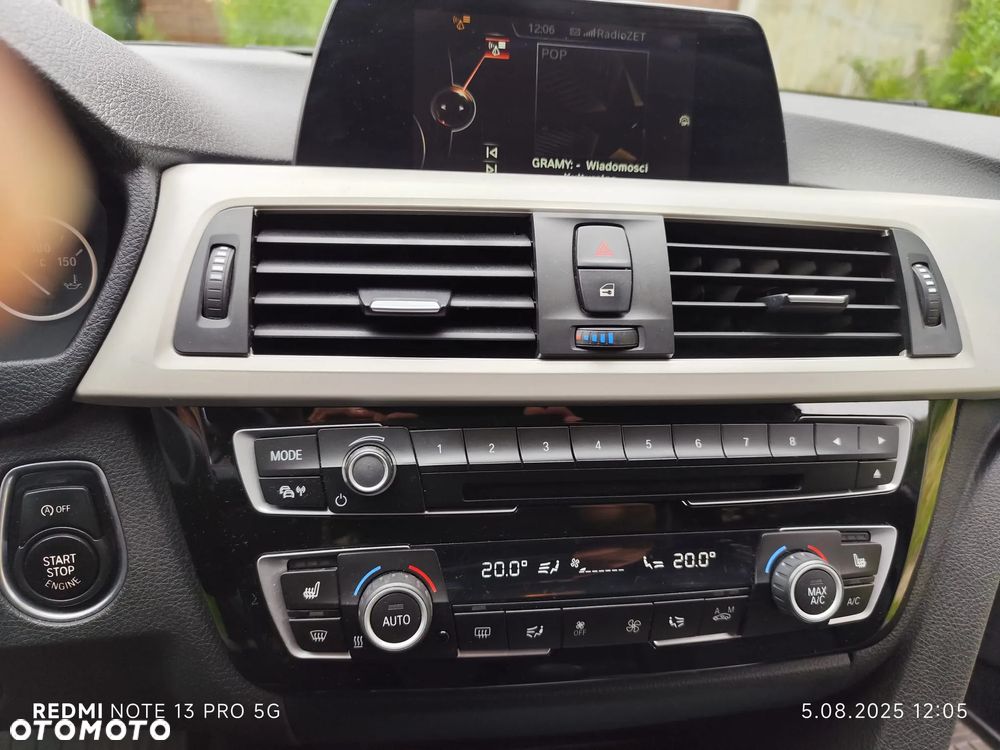 BMW Seria 3 318d Touring - 11