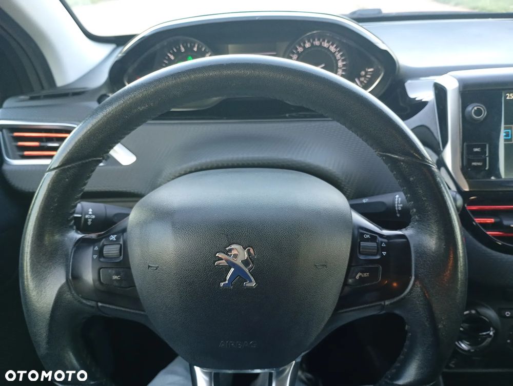 Peugeot 2008 - 36