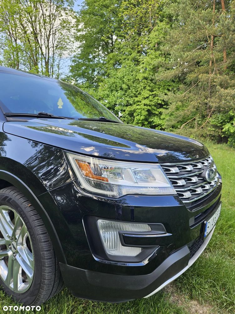 Ford Explorer - 1