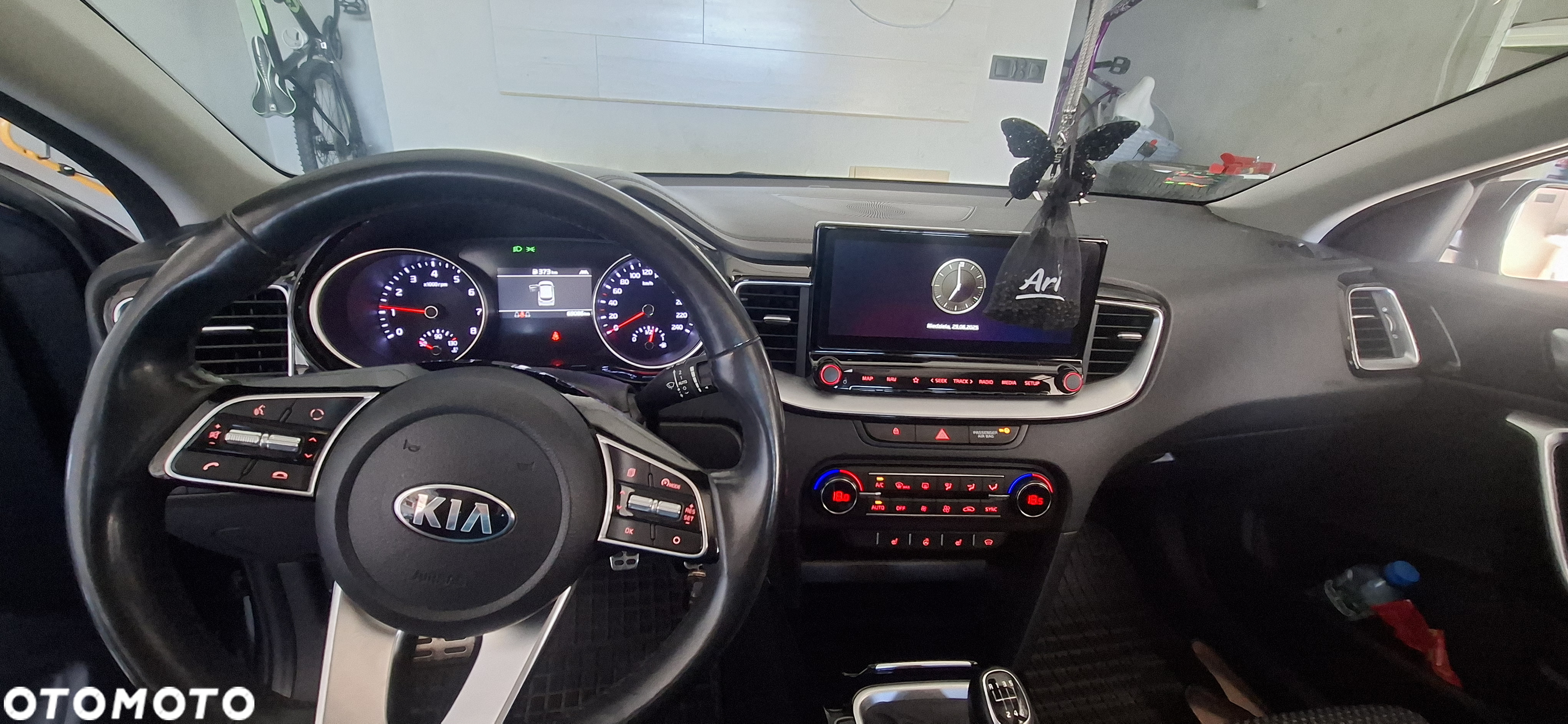 Kia Ceed 1.4 T-GDI L Business Line Plus - 12